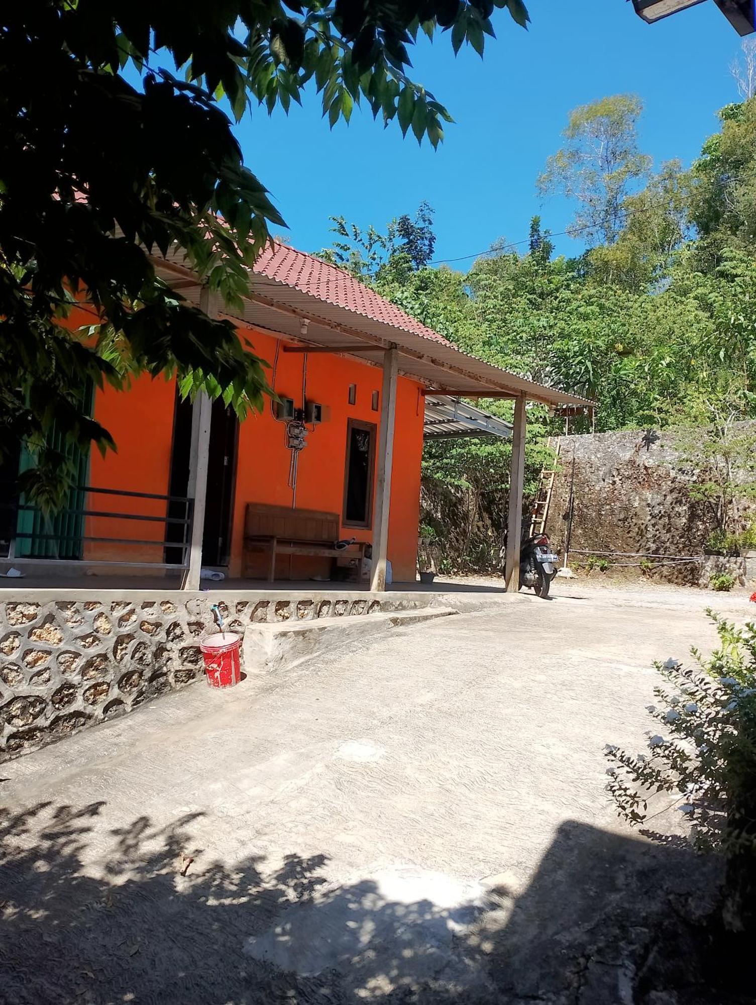 Mekar Lestari Otel Tepus Dış mekan fotoğraf